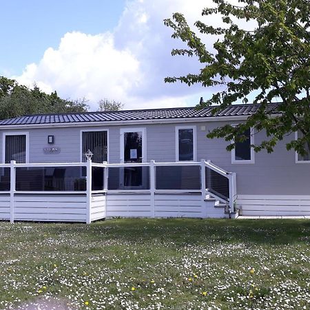 Luxury 6 Berth Lodge At Quince 10 Ferndown Εξωτερικό φωτογραφία
